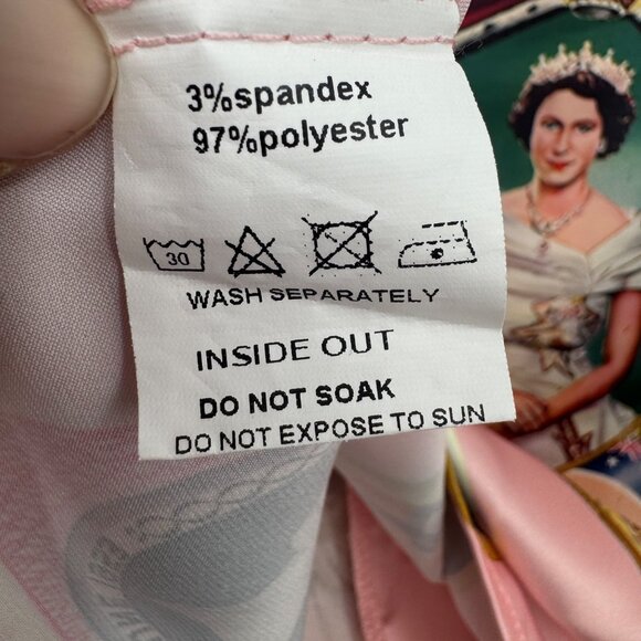 Sheshow Queen Elizabeth II Vintage Pajama Set woman’s size Small Pink long set - Picture 12 of 16